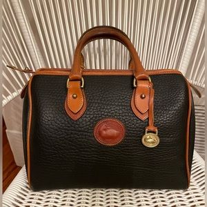 Dooney & Bourke Black Leather Barrel Satchel Bag 🪩